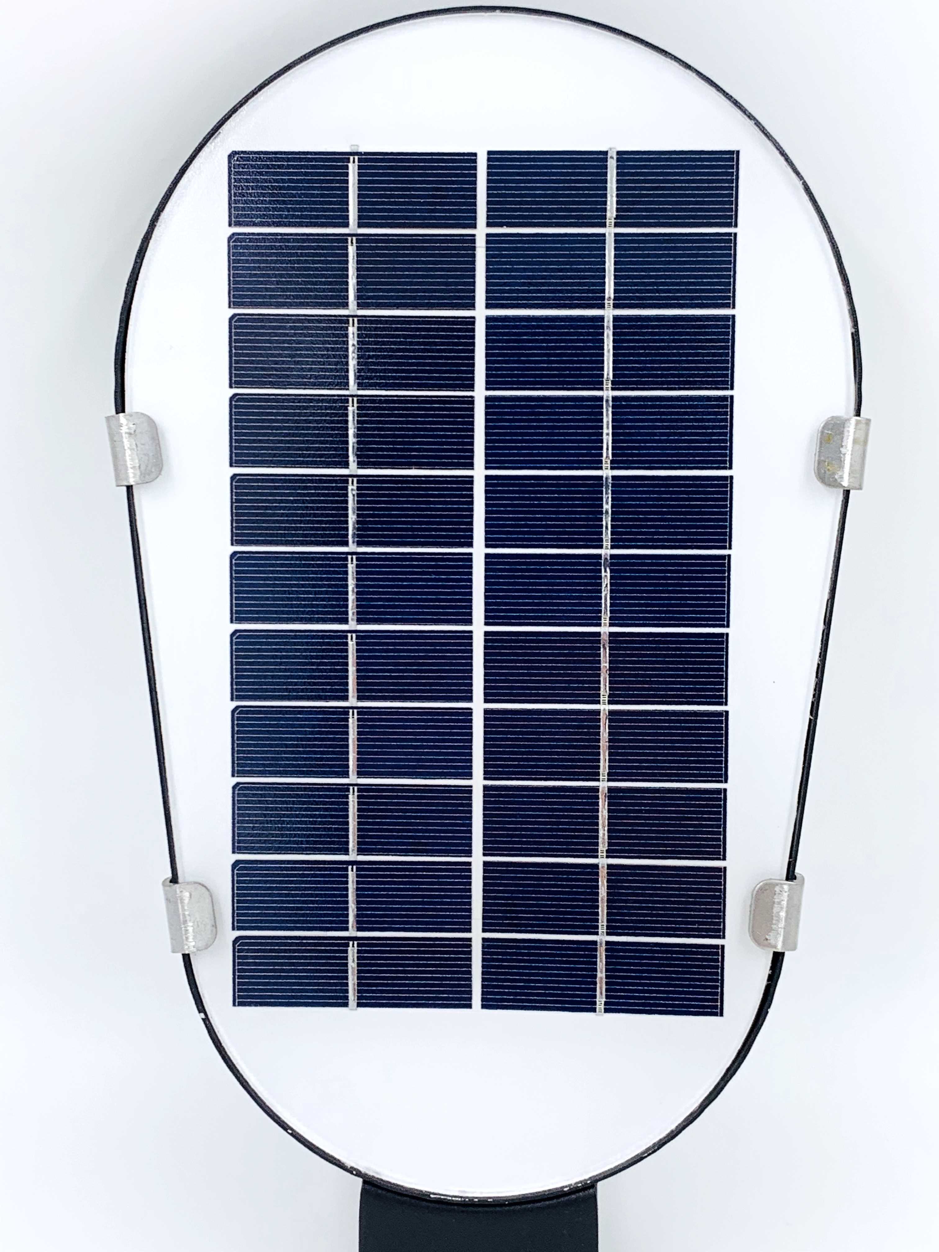 REFLECTOR SOLAR LED 8W IP-65 RECARGABLE OUTLET