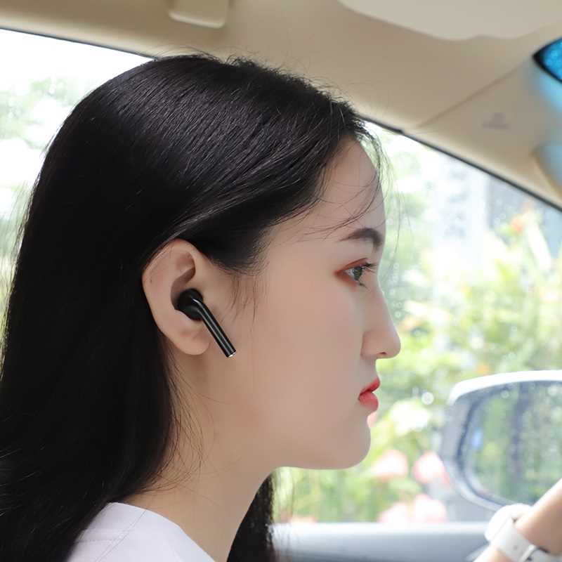 CARGADOR AUTO HOCO E46 3.1A-5V CARGA RAPIDA QUALCOMM QC 3.0 + AIRPOD