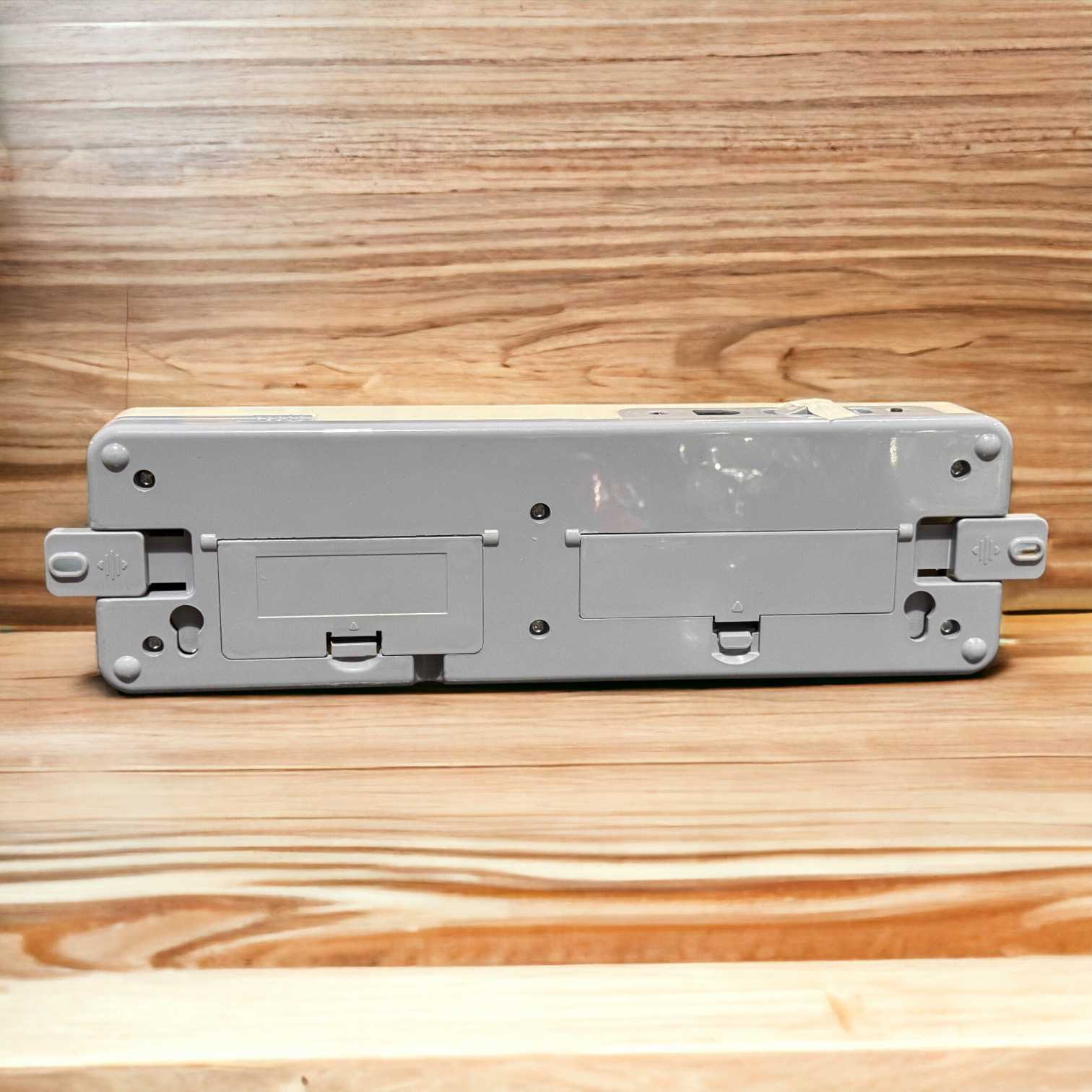 LUZ DE EMERGENCIA 30 LED OM MS-7002M